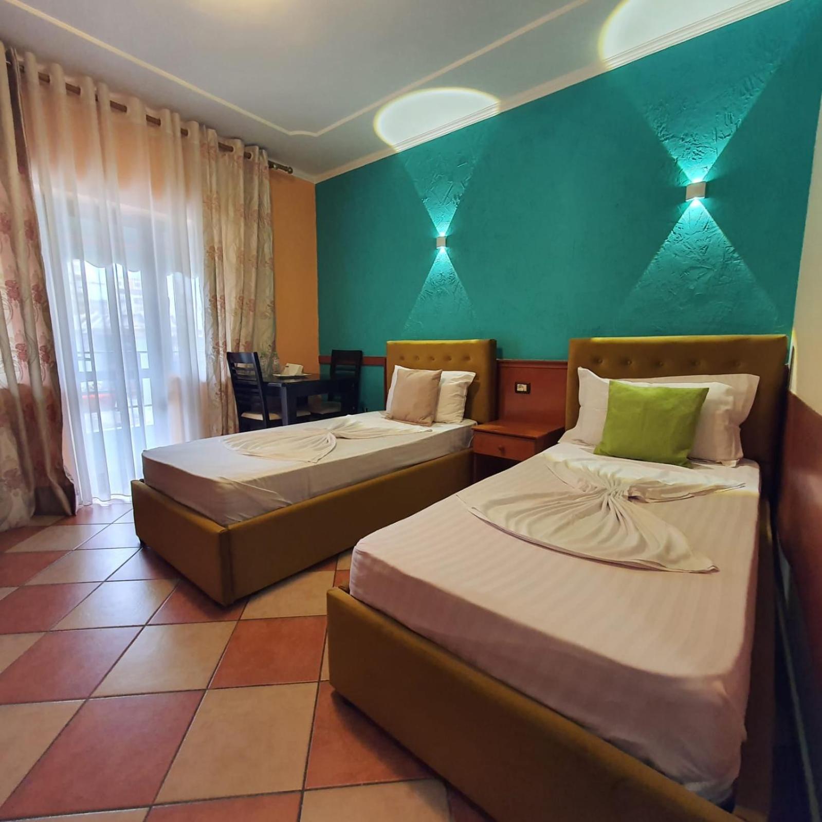 Quick Stop Hotel Tirana Exterior photo