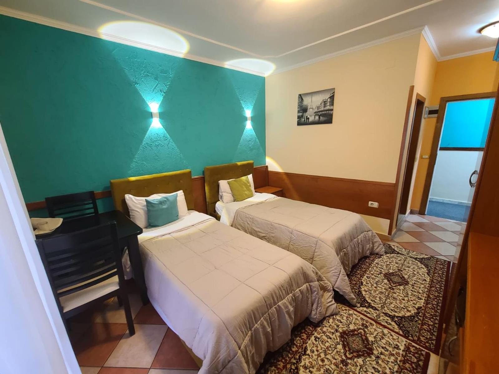 Quick Stop Hotel Tirana Exterior photo